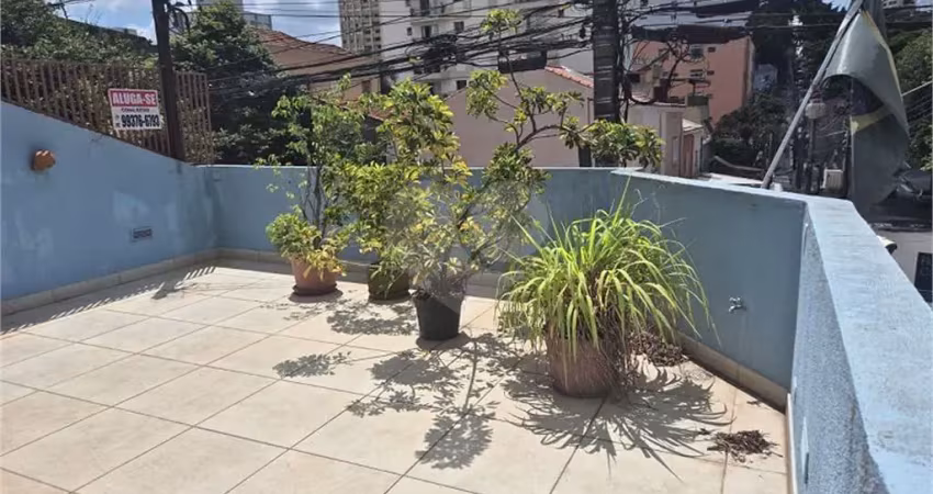 Casa com 3 quartos para alugar na Rua Capital Federal, 321, Sumaré, São Paulo