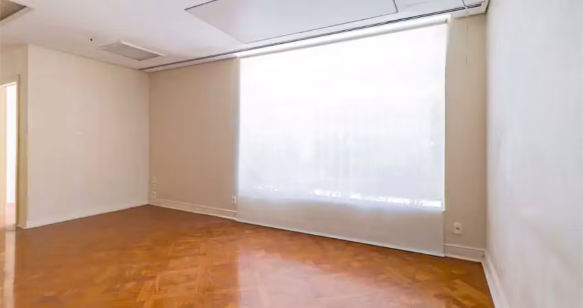 Casa com 10 quartos para alugar na Avenida Brasil, 2187, Jardim América, São Paulo