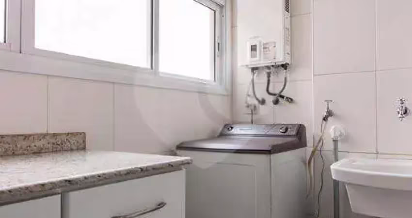 Apartamento com 3 quartos à venda na Rua Morais de Barros, 960, Campo Belo, São Paulo