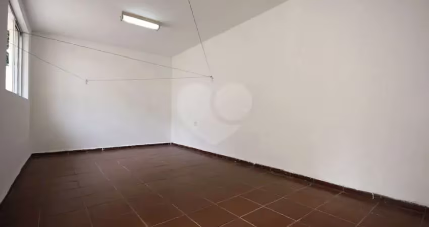 Casa com 5 quartos para alugar na Rua Rodrigo Cláudio, 373, Aclimação, São Paulo