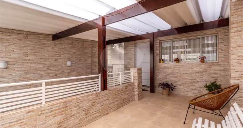 Casa com 2 quartos para alugar na Rua Dom Miguel Costa, 177, Vila Gumercindo, São Paulo