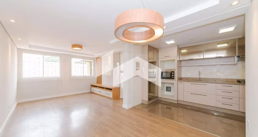 Apartamento com 92 m², 2 quartos sendo 1 suíte à venda no bairro Bacacheri.