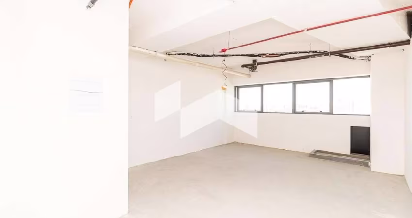 Sala no condomínio 7thAvenue