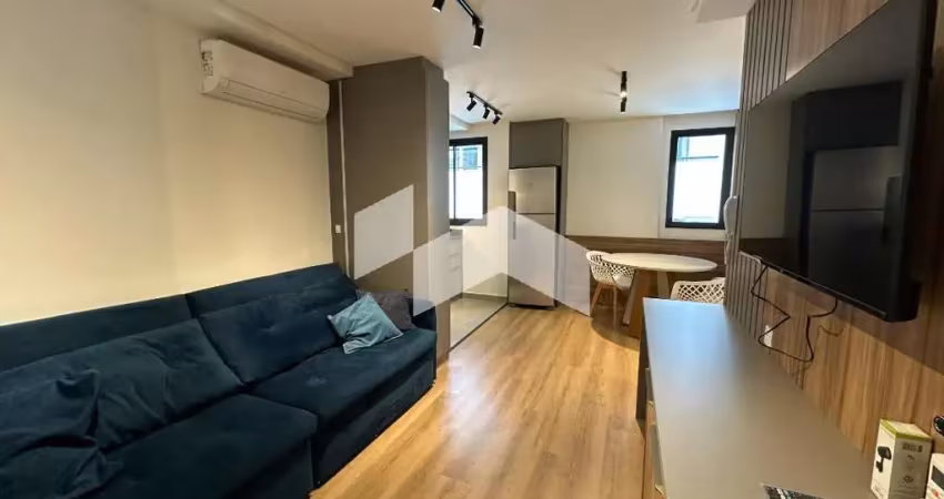 Apartamento com 33 m², 1 quarto sendo 1 suíte para alugar no bairro centro.