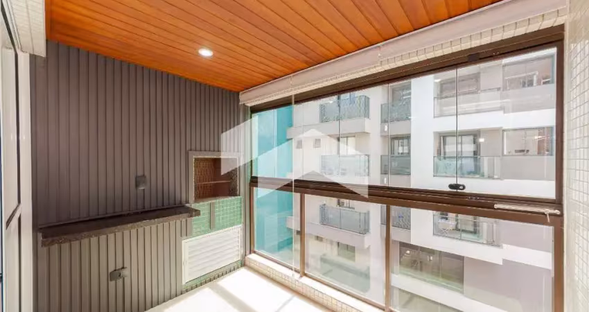Apartamento com 95 m², 3 quartos sendo 1 suíte para alugar no bairro bacacheri.