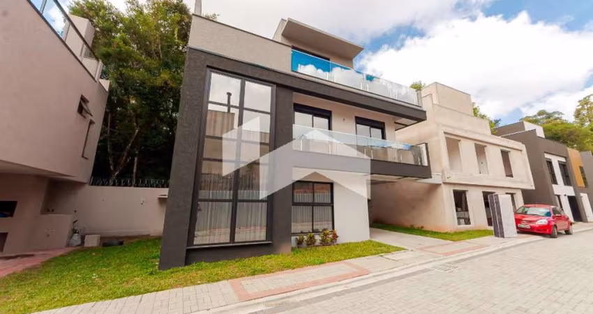Casa com 172 m², 3 quartos sendo 1 suíte para alugar no bairro Santa Felicidade.