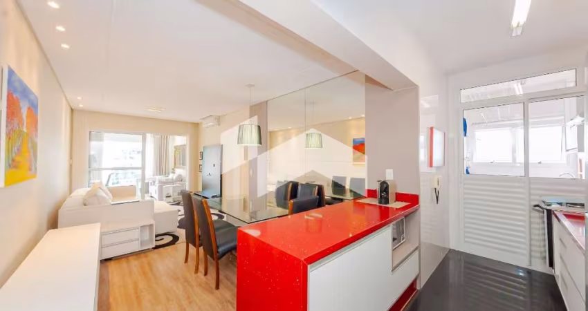 Apartamento com 70 m², 2 quartos sendo 1 suíte para alugar no bairro Centro.