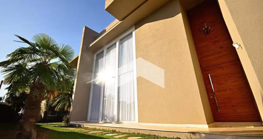 Casa com 590 m², 4 quartos sendo 4 suítes para alugar no bairro butiatuvinha.