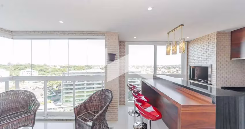 Apartamento com 3 quartos para alugar no Cristo Rei, Curitiba 