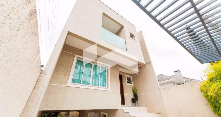 Apartamento com 154.01 m², 3 quartos sendo 1 suíte para alugar no bairro barreirinha.