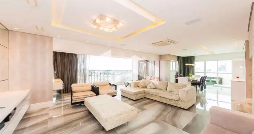 Cobertura com 309 m², 3 quartos sendo 3 suítes para alugar no bairro campo comprido.
