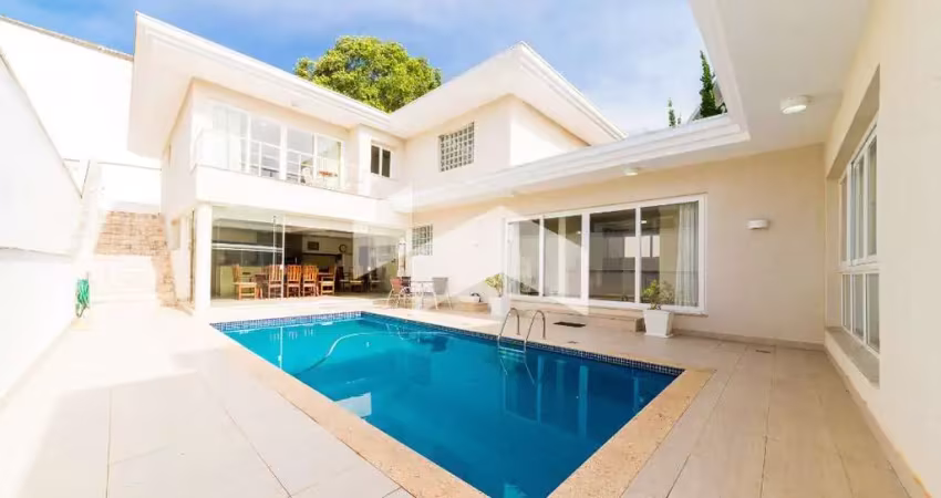 Casa de condomínio com 431.49 m², 4 quartos sendo 4 suítes para alugar no bairro taboão.