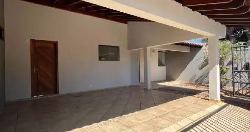 Casa com 3 quartos à venda no Centro, Piratininga 