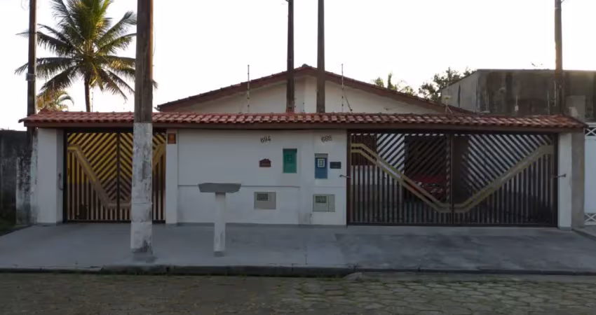 Casa com 4 quartos à venda na Rua Jose Pereira Sardinha, Jardim Beira Mar, Peruíbe
