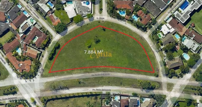 Terreno 7.884m², 250mts praia, residencial ou comercial