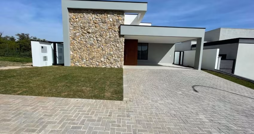 Casa à venda, 3 quartos, 3 suítes, 4 vagas, Alphaville 3 - Votorantim/SP