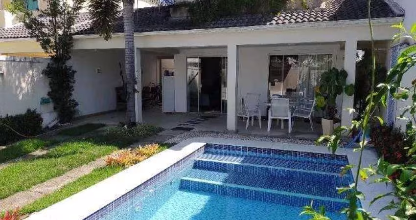 Casa Tríplex no Recreio dos Bandeirantes, 4 Quartos Suítes, 320 m², Condomínio Riviera del Sol
