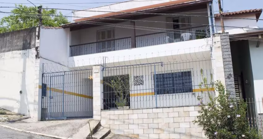 Casa com 4 quartos à venda na CENTRO, Centro, Bragança Paulista