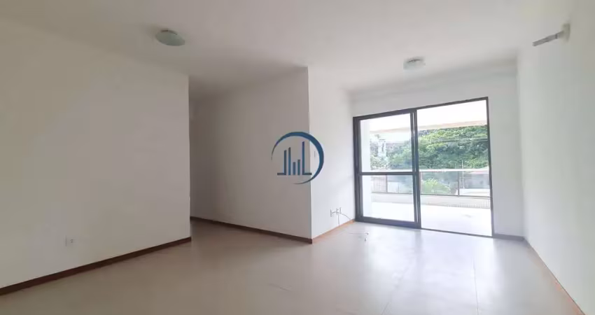 Oportunidade para alugar: apartamento 3 quartos, 2 suítes, 2 garagens em armação à 300m do novo centro de convenções