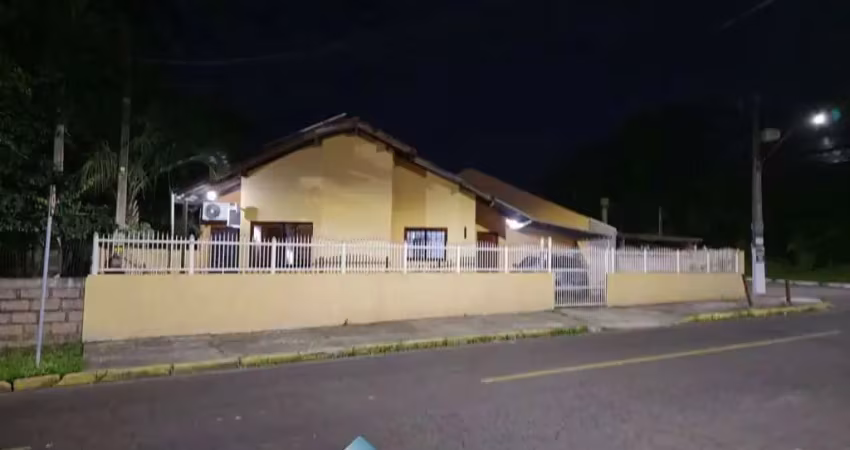 Casa com 2 dormitórios à venda, 60 m² por r$ 269.000,00 - parque dos eucalíptos - gravataí/rs