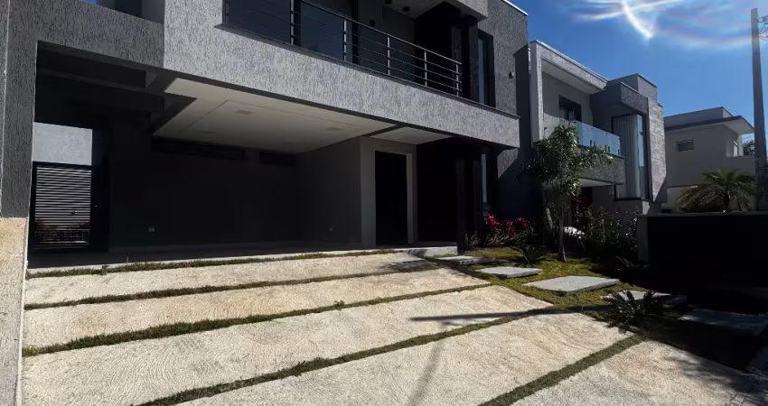 Sobrado novo em condomínio fechado, mosaico essence