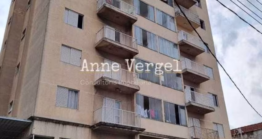Apartamento 2 quartos à venda no Centro de Carapicuíba 55m2 com sacada 1 vaga de carro coberta próximo a Estação Centro