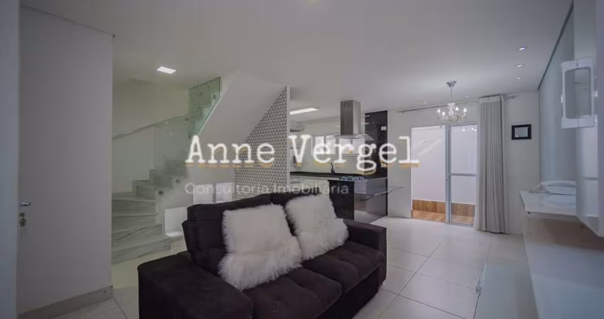 Sobrado com 3 quartos à venda na Vila Osasco em Osasco terreno 309m² e 138,25m² de área construída com 2 vagas de carro próximo ao Centro de Osasco.