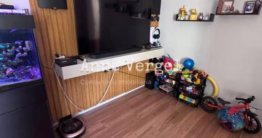 Apartamento 2 quartos c sala estendida a venda em Osasco c varanda reformado  aceita financiamento e FGTS