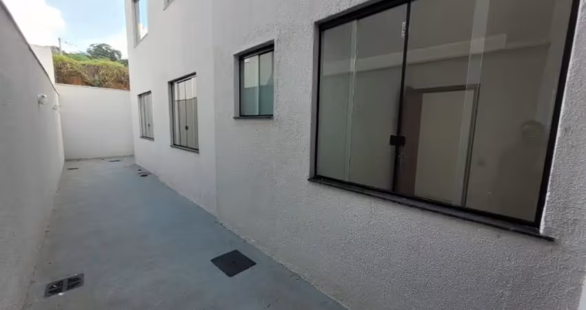 Casa com 3 quartos à venda na Rua Conceição de Oliveira Ferreira, 258, Vale das Orquídeas, Contagem