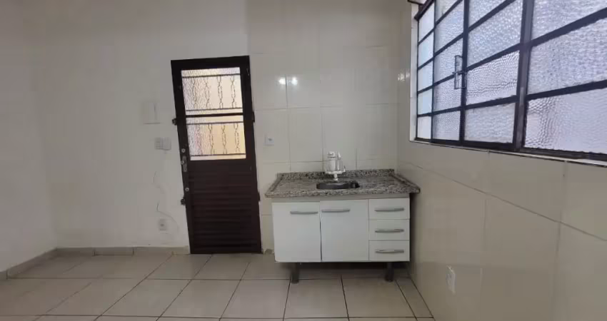Kitnet / Stúdio à venda na Rua Meyer, 547, Alto Caiçaras, Belo Horizonte