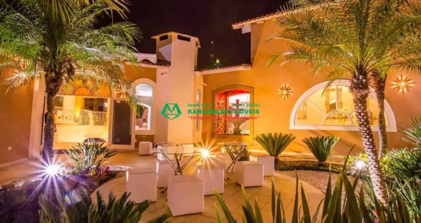 Casa à venda na Avenida Santa Paula, 10, Jardim Santa Paula, Cotia