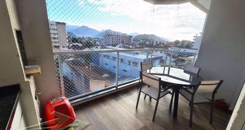 Ubatuba, Centro - Apartamento de 02 quartos sendo 01 suite e área de lazer.