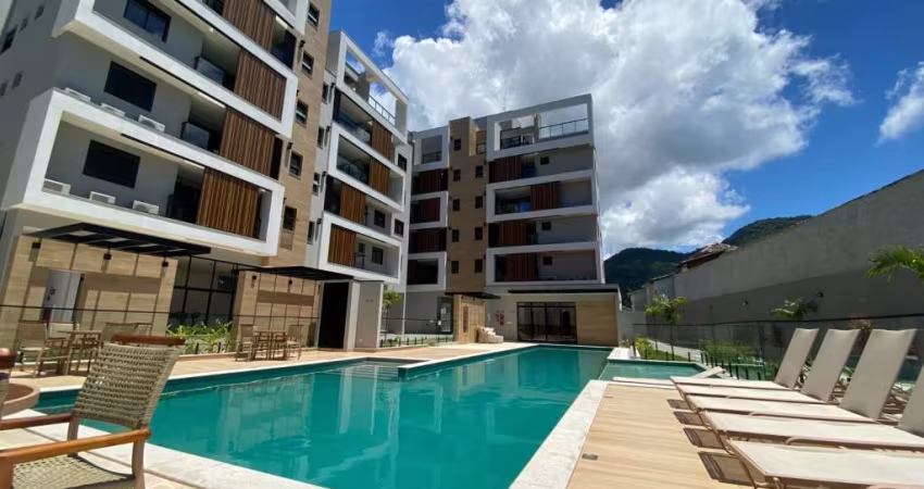 Ubatuba - Enseada. Apartamentos alto padrão pé na areia na praia da Enseada
