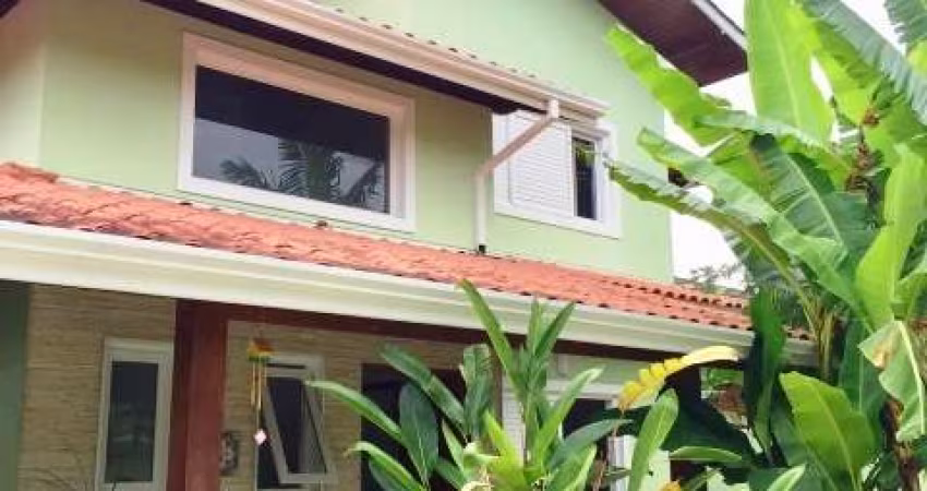 Ubatuba, Itaguá - Linda e Ampla Casa com Lazer e Espaço Gourmet, 03 Dorms - 228m2 de Construção