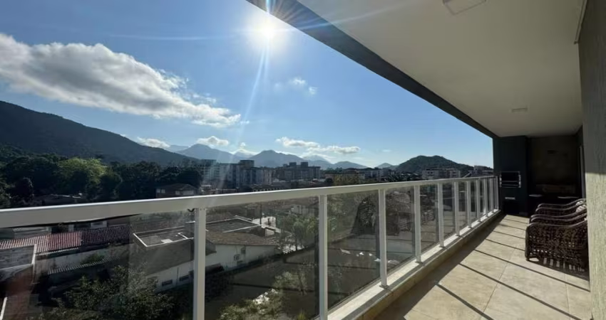 Ubatuba, Centro- Belíssimo apartamento de 3 dormitórios, sendo 2 suítes, em condomínio tranquilo e aconchegante!