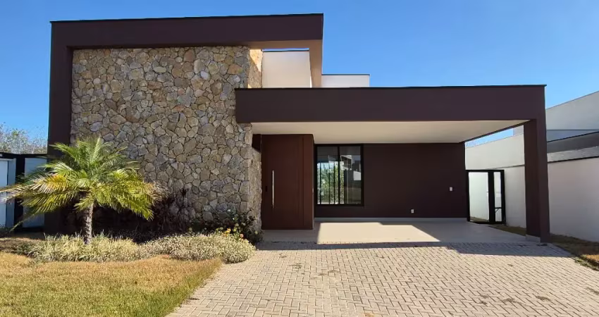 Linda casa térrea nova no condomínio alphaville nova esplanada 3