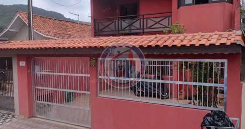 Sobrado com 3 dorms, Vila São Paulo, Mongaguá - R$ 600 mil, Cod: 5012-8