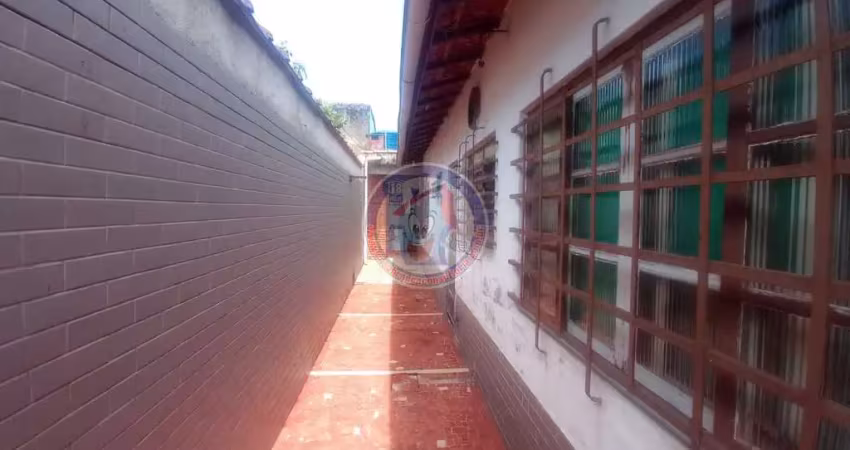 Casa com 3 quartos, Solemar, Praia Grande - R$ 300 mil, Cod: 7420-6