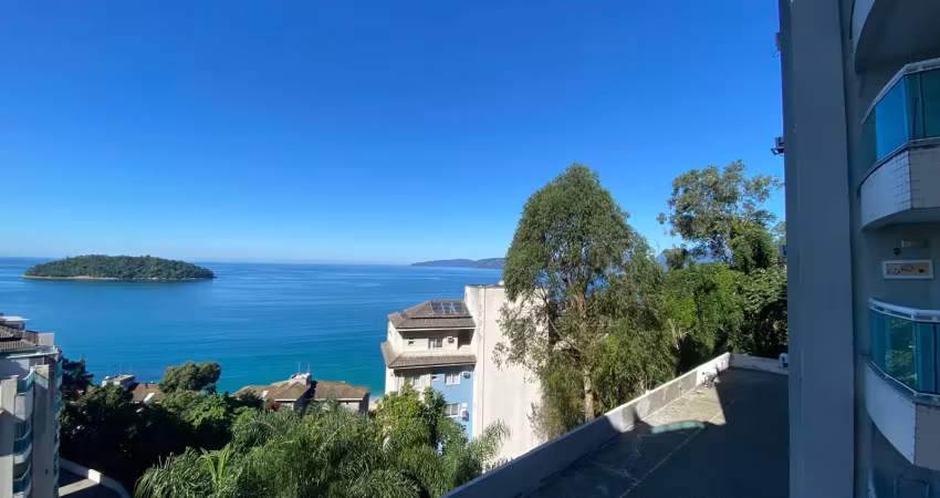 Lindo apartamento com vista para o mar próximo do club do condomínio