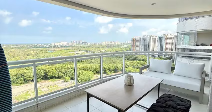 Lindo apartamento na barra da tijuca em um doa melhores condomínio ilha puta
