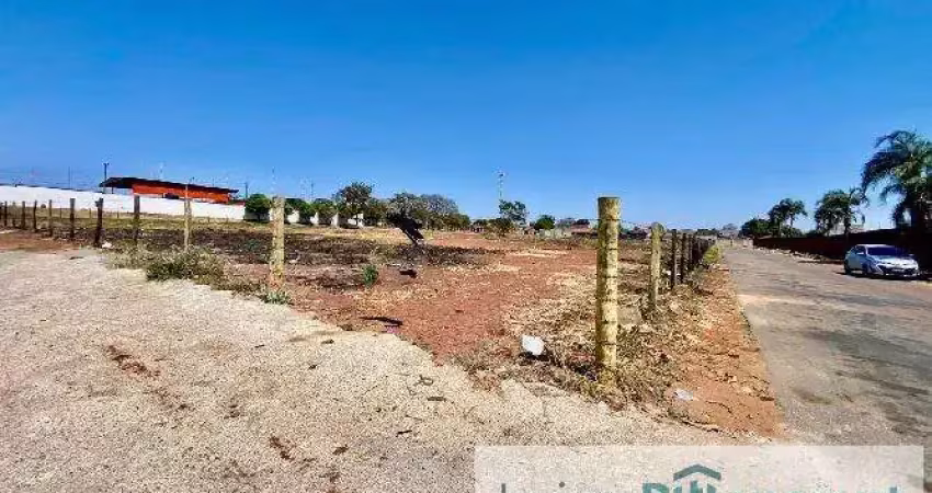 Área comercial/ residencial- com 2.100,00m²  parque industrial paulista em goiânia