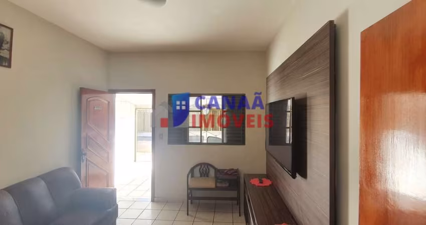 vendo ou troco por síto, casa 3 quartos b. São Lucas