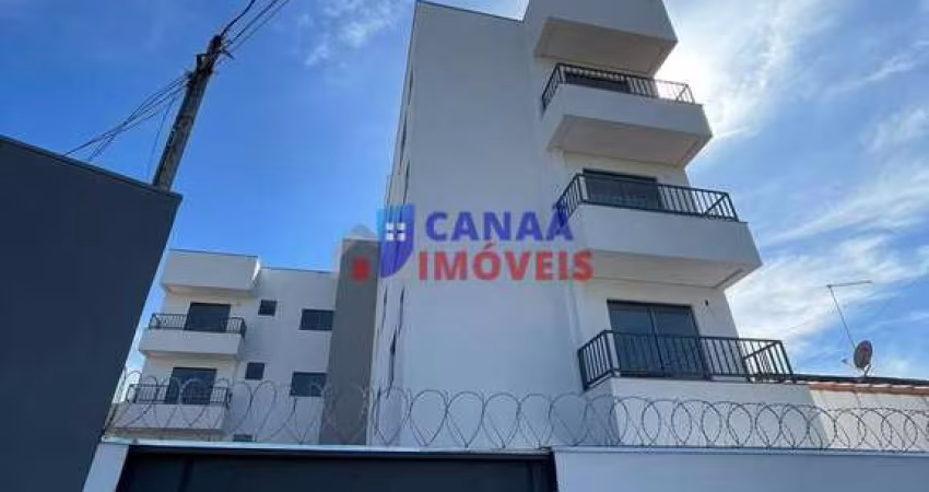 Apartamentos 2 e 3 quartos, Jd Patricia