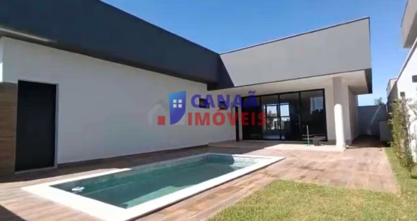 Arts Condomínio - Casa com  3 suites, piscina aquecida