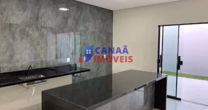 Casa com 3 quartos à venda no Jardim Europa, Uberlândia 