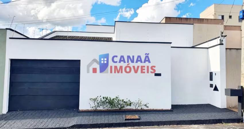 Super casa 3 quartos 1 suíte Jardim Palmeiras próximo Av. Holanda