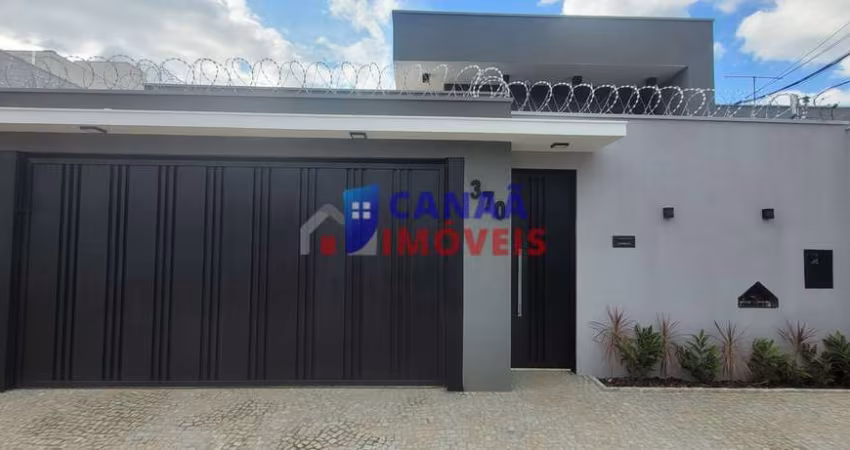 Lindíssima casa 3 suítes bairro Jardim Botânico Uberlandia/MG