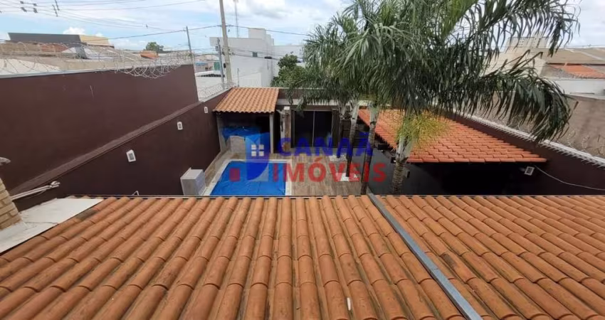 Sobrado com 3 quartos, suite, Piscina, bairro Jd Europa