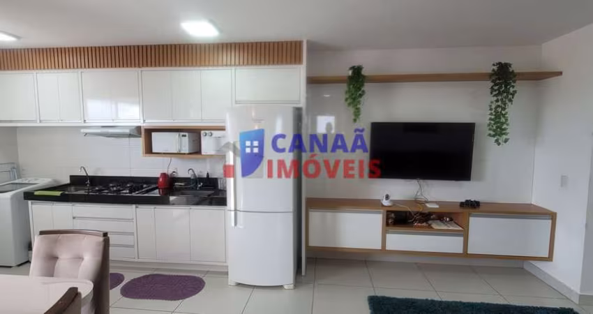 Apartamento 2 quartos 1 suíte sacada e elevador B. Martins região central
