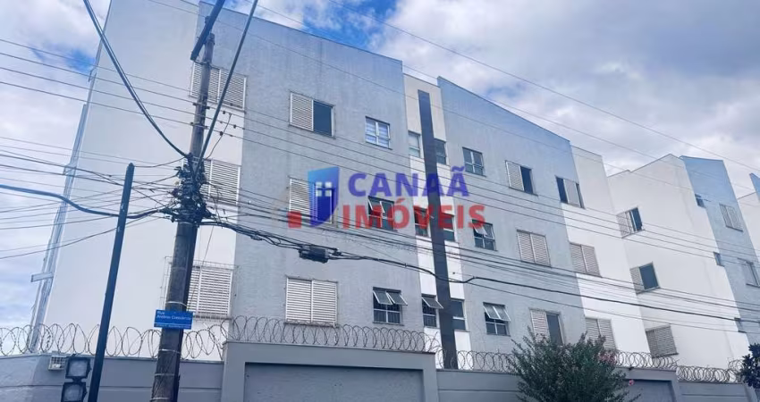 Apartamento 3 quartos 1 suíte bairro brasil próximo supermercado Cristo Rei